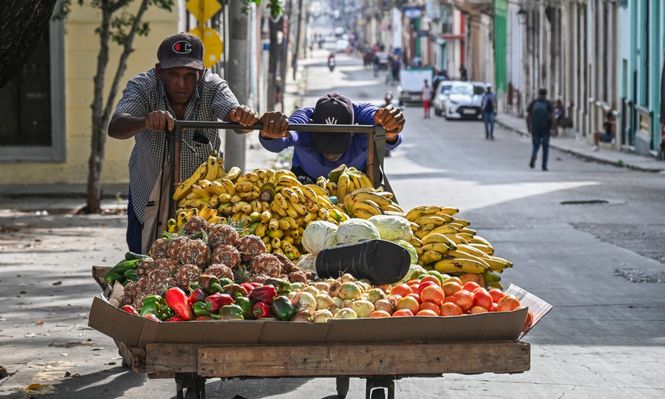 Cuba da una señal a EEUU y anuncia apertura de la economía: exiliados cubanos son invitados a invertir en la isla