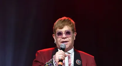 el regalo que cambio la vida de elton john