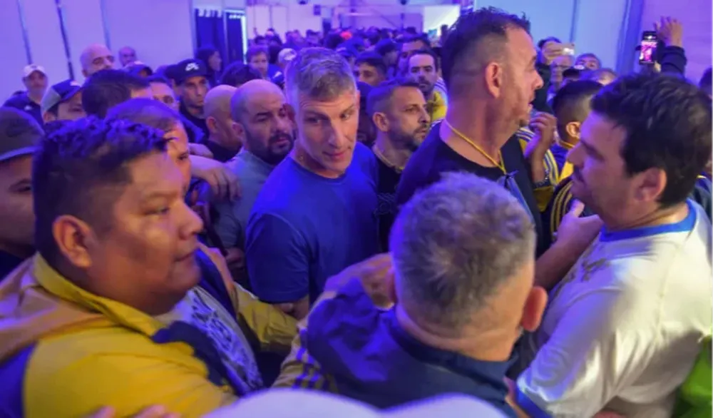 Fuertes declaraciones de Palermo contra Riquelme