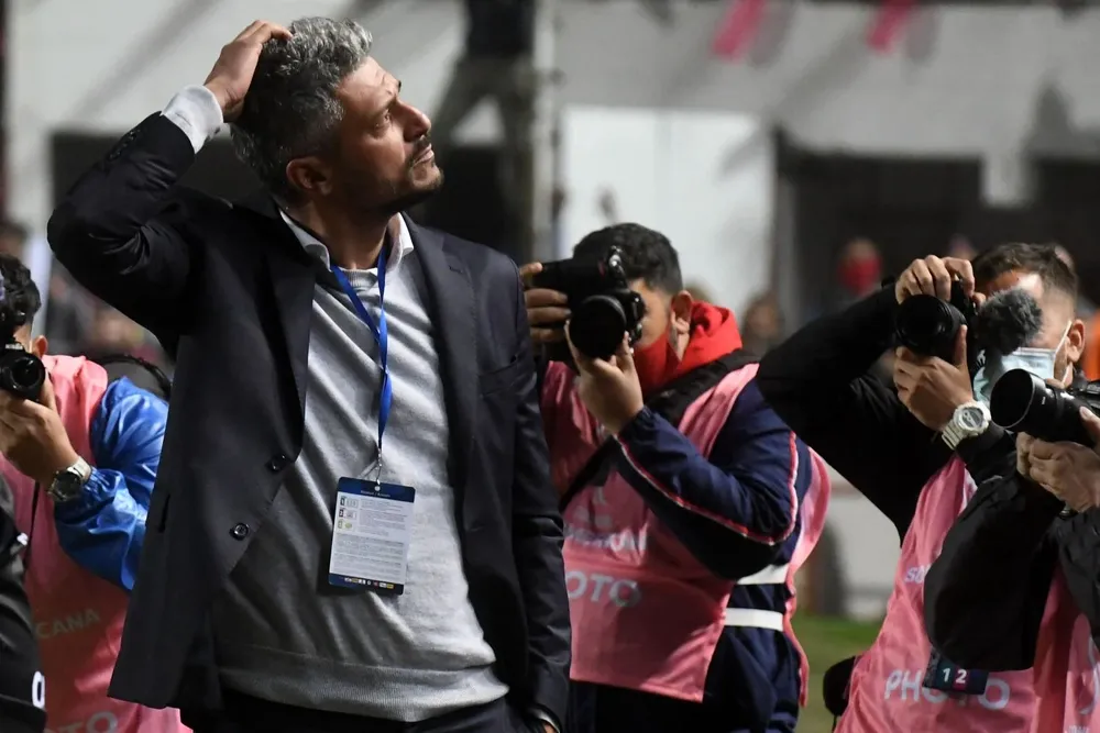 Gustavo Munúa dejó de ser el técnico de Unión