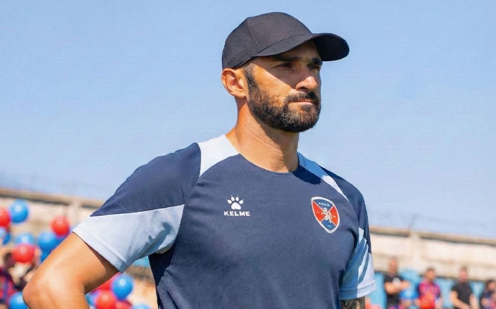 Joaquín Boghossian en Albion