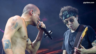 Otros tiempos, Calamaro y Residente cantando juntos