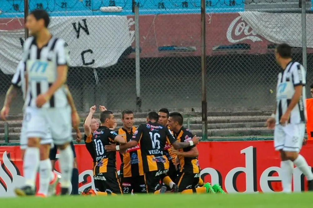 The Strongest festeja el 1-0 ante Wanderers