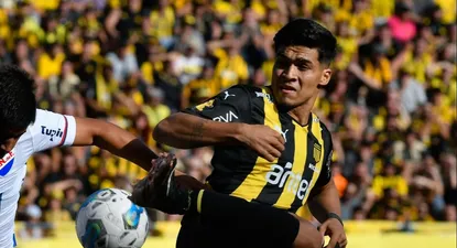 El goleador de Peñarol, Matías Arezo