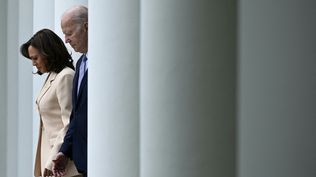 Kamala Harris junto a Joe Biden en la Casa Blanca en mayo pasado