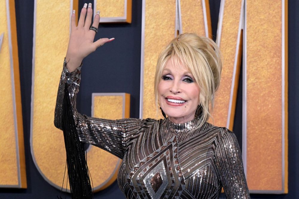 Dolly Parton en los Premios de la Academia de la Música Country en el Allegiant Stadium en Las Vegas. Archivo de 2022.
