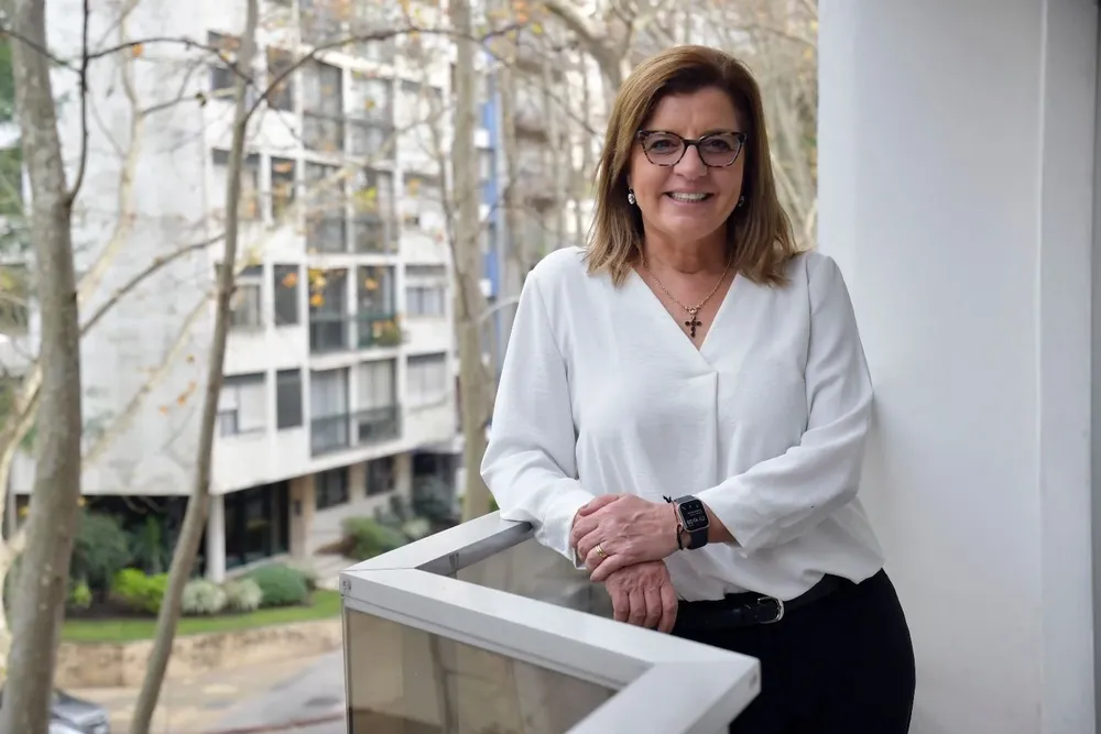 Doctora Alejandra Rey (Peinado: DiGlam, Diego Rodríguez)