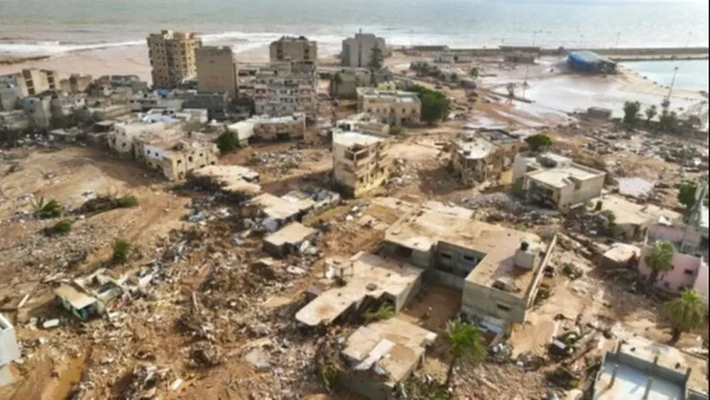 Una imagen de la ciudad libia de Derna tras las inundaciones