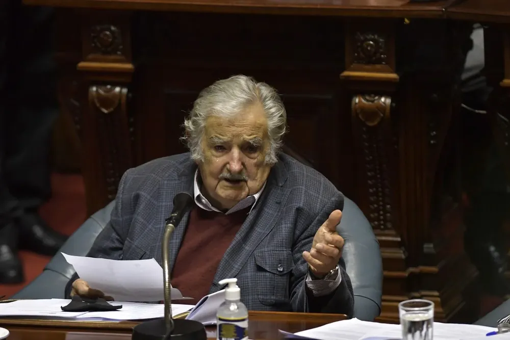 Mujica dijo que el gobierno hace politiquería y busca generar una grieta