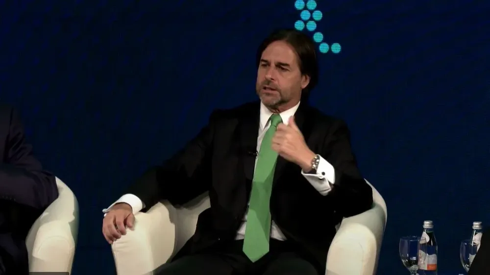 Captura de pantalla del presidente Luis Lacalle Pou durante su discurso