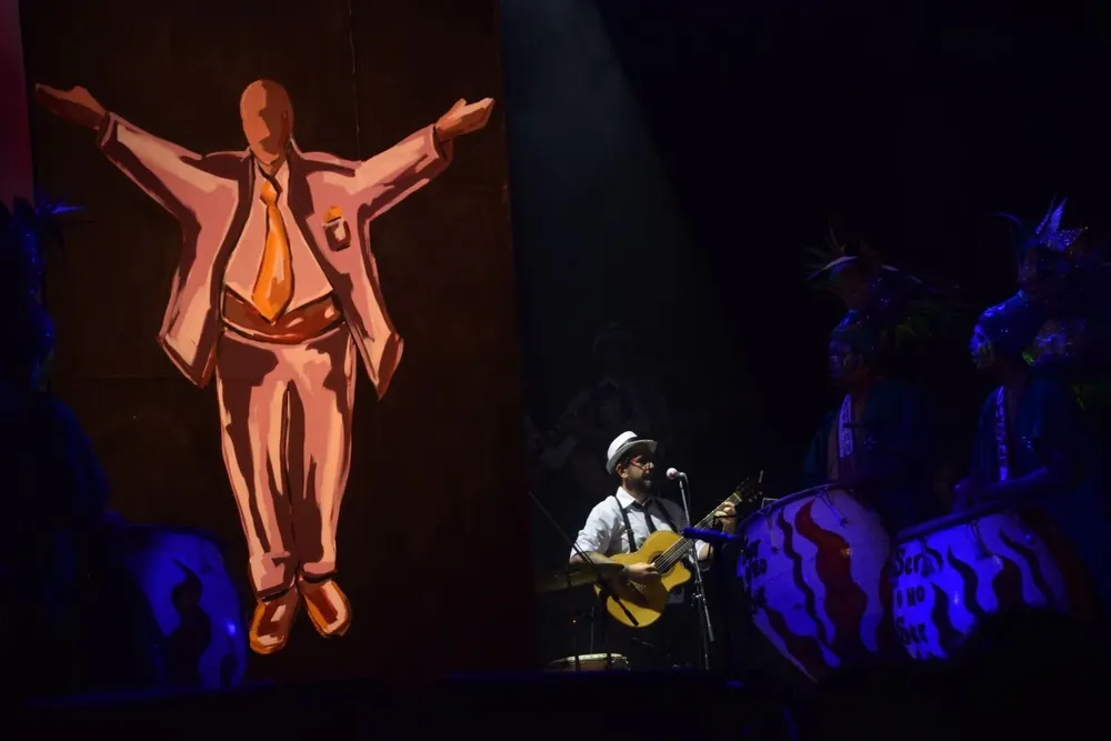 La comparsa Tronar de Tambores.