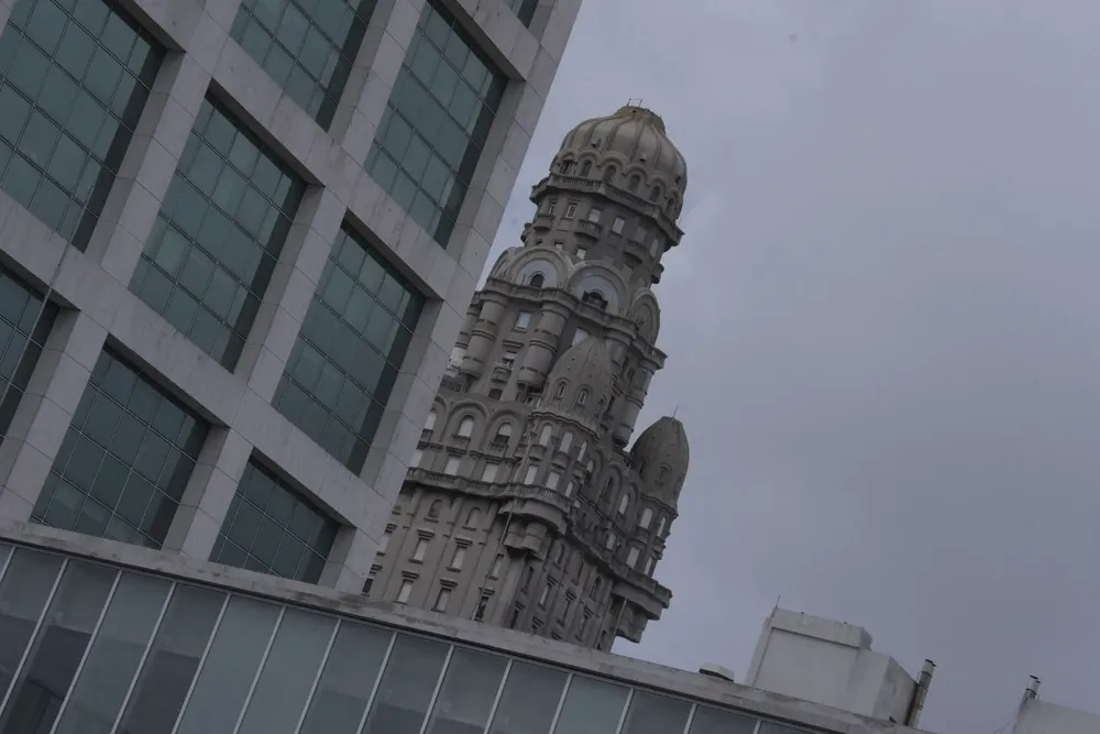 Montevideo logró un puntaje similar al de Madrid y al de Praga, según índice actual del costo de vida más el alquiler por ciudad de Numbeo