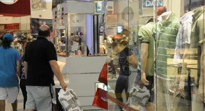 mayoria de los consumidores no esta al tanto de las principales variables economicas