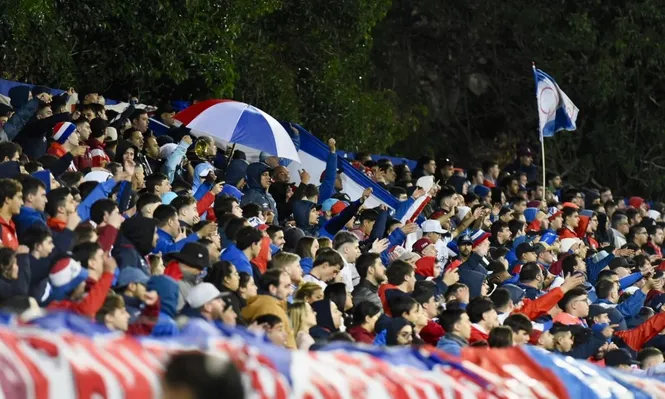Hinchas de Nacional en el Franzini