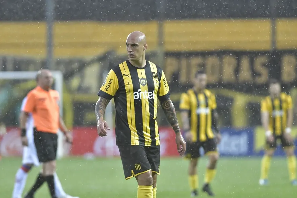 Ariel Nahuelpán mostró su mejor versión ante Montevideo City Torque