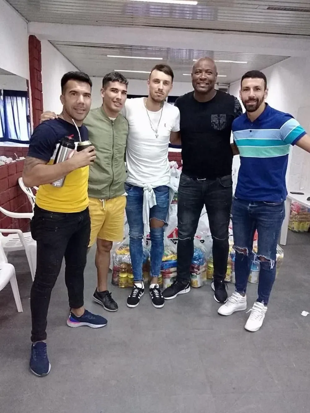 Jhon Ferreira, Mauricio Garrido de Potencia, Gonzalo Martínez de Potencia, el Chengue Morales e Ignacio Bejerez de Platense