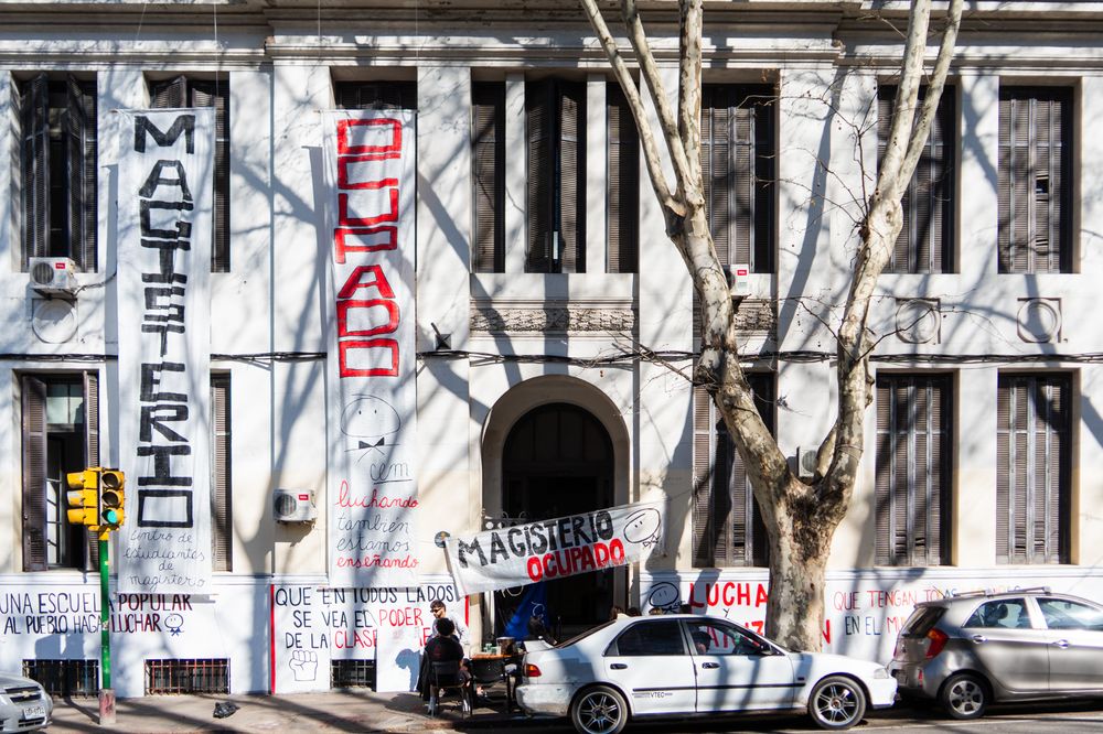 Institutos Normales de Montevideo. Magisterio Ocupado