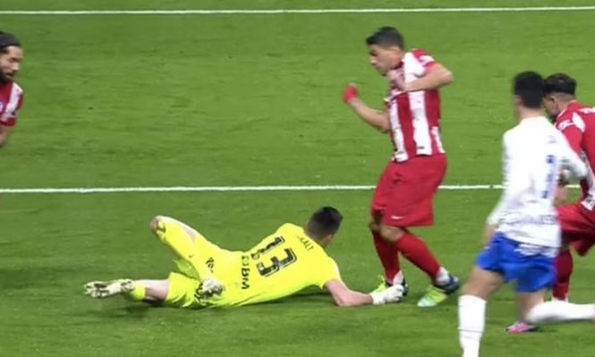 Gorka Giralt y Luis Suárez
