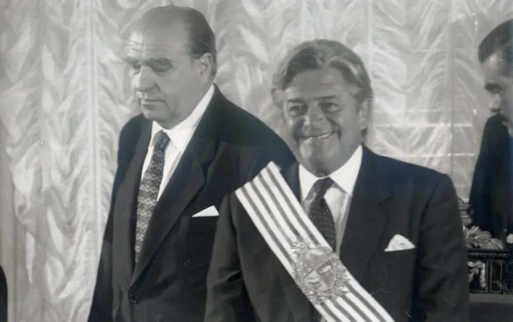 El gobierno de Luis Alberto Lacalle se inicia con un ajuste fiscal, basado en una herencia maldita dejada por el gobierno saliente, el de Julio María Sanguinetti