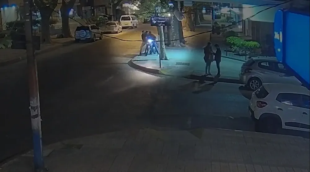 Hombre fue detenido cuando iba a recibir el dinero de la víctima, a quien le dijo que tenía a su hijo secuestrado; era falso