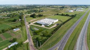 El fabricante de La gotita y otros adhesivos se va de Uruguay luego de 25 años; su historia en el país