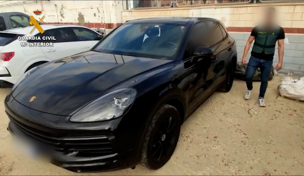 Cae una banda criminal especializada en el robo de coches de lujo en Madrid: así actuaban