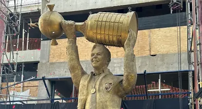 La estatua de Gallardo sigue dando que hablar