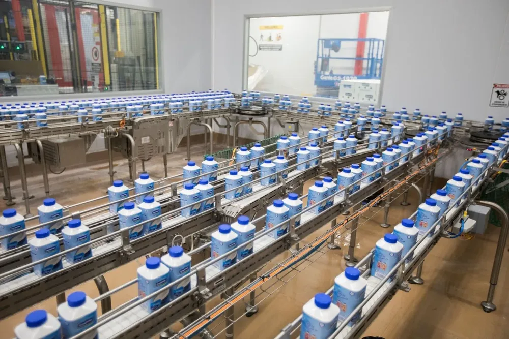 En varias plantas se comenzó a trabajar a reglamento.