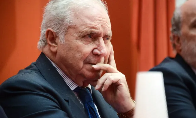 Ricardo Pascale en la casa del Partido Colorado.