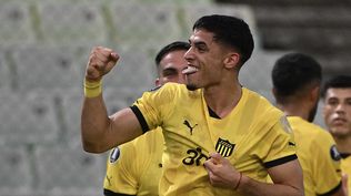 Caracas vs Peñarol: se inició el segundo tiempo y los aurinegros siguen ganando por la Copa Libertadores