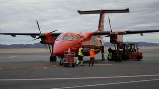 Actualmente sólo los aviones pequeños pueden despegar y aterrizar en el aeropuerto de Nuuk.