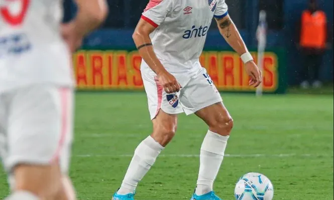 Otormín con la pelota