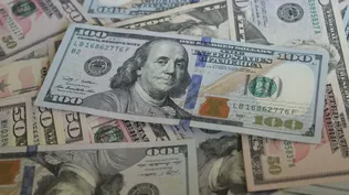 El dólar sigue con racha bajista