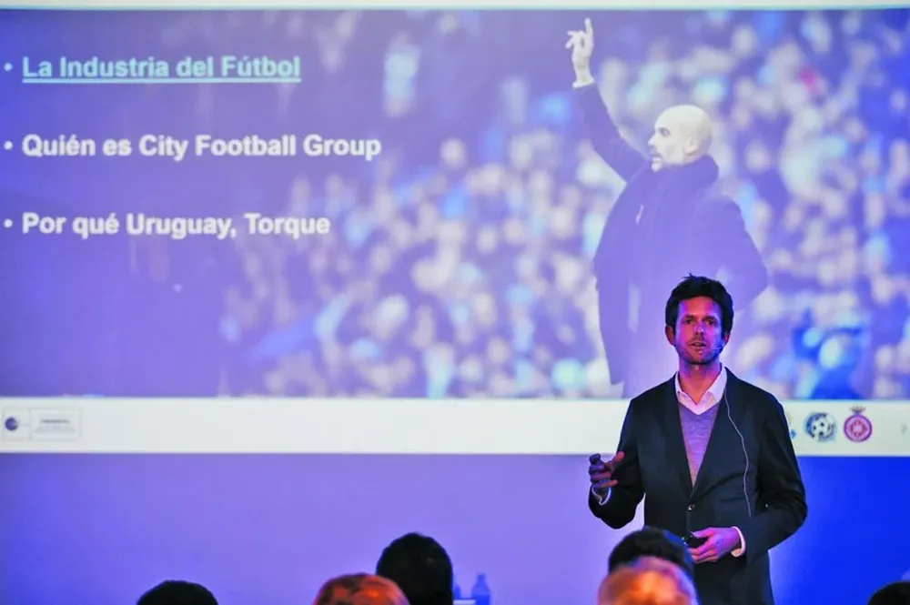 El director de clubes Emergentes del grupo, Diego Gigliani, en el Esplendor Montevideo Hotel