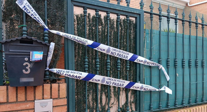 Exteriores del piso tutelado de Badajoz donde una educadora de 35 años ha muerto por una agresión de tres menores