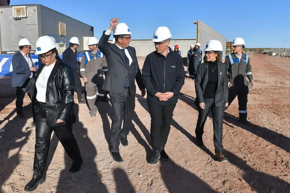 Massa no quiere sacudones cambiarios y pone en marcha el dólar Vaca Muerta