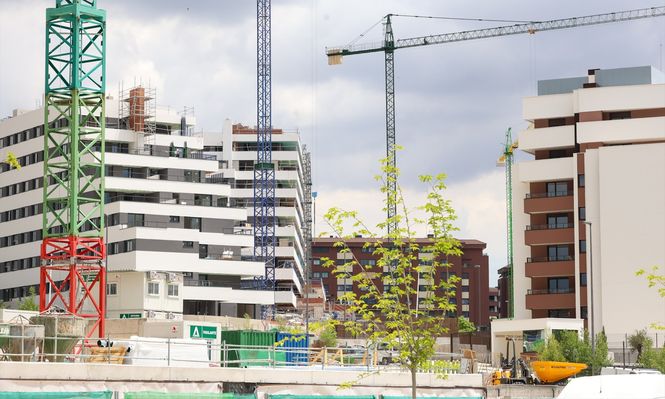 La vivienda nueva mantiene su crecimiento en agosto.