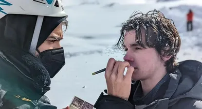 Los profesionales a cargo del equipo de maquillaje sostienen que aunque hay nuevas técnicas y materiales, la profesión sigue siendo muy artesanal.