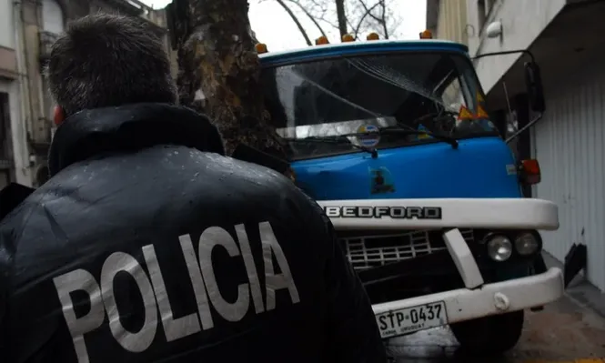 Murió una mujer tras ser embestida por un camión