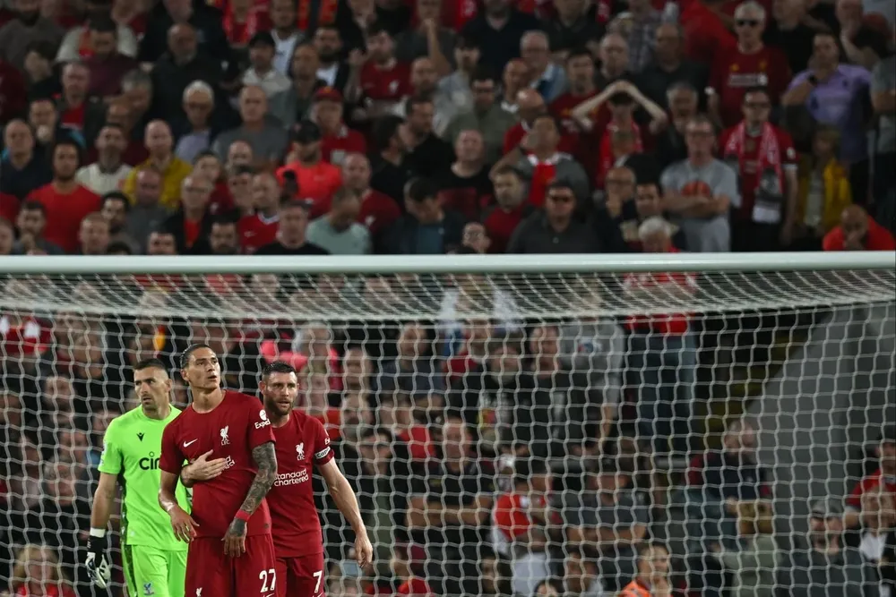 Milner se lleva a Darwin