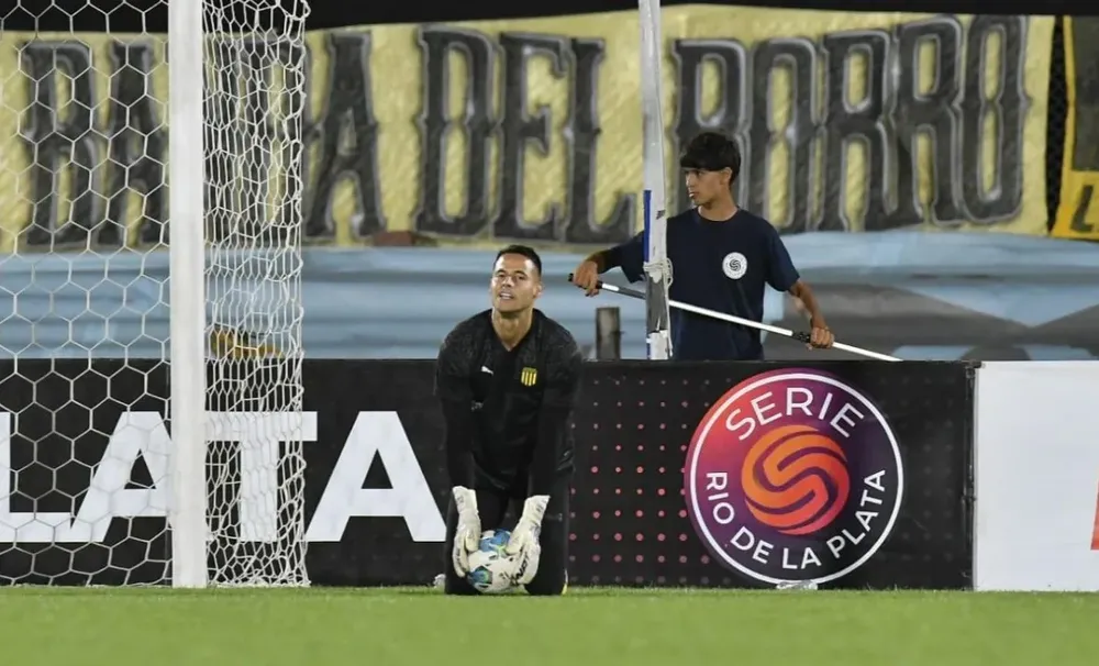 Guillermo de Amores, arquero de Peñarol