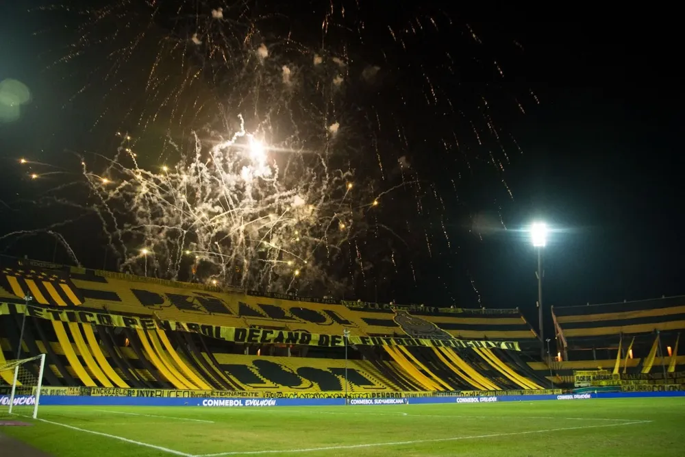 Estadio Campeón del Siglo