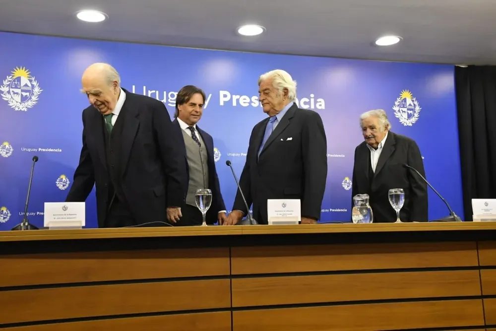 La caída de Julio María Sanguinetti