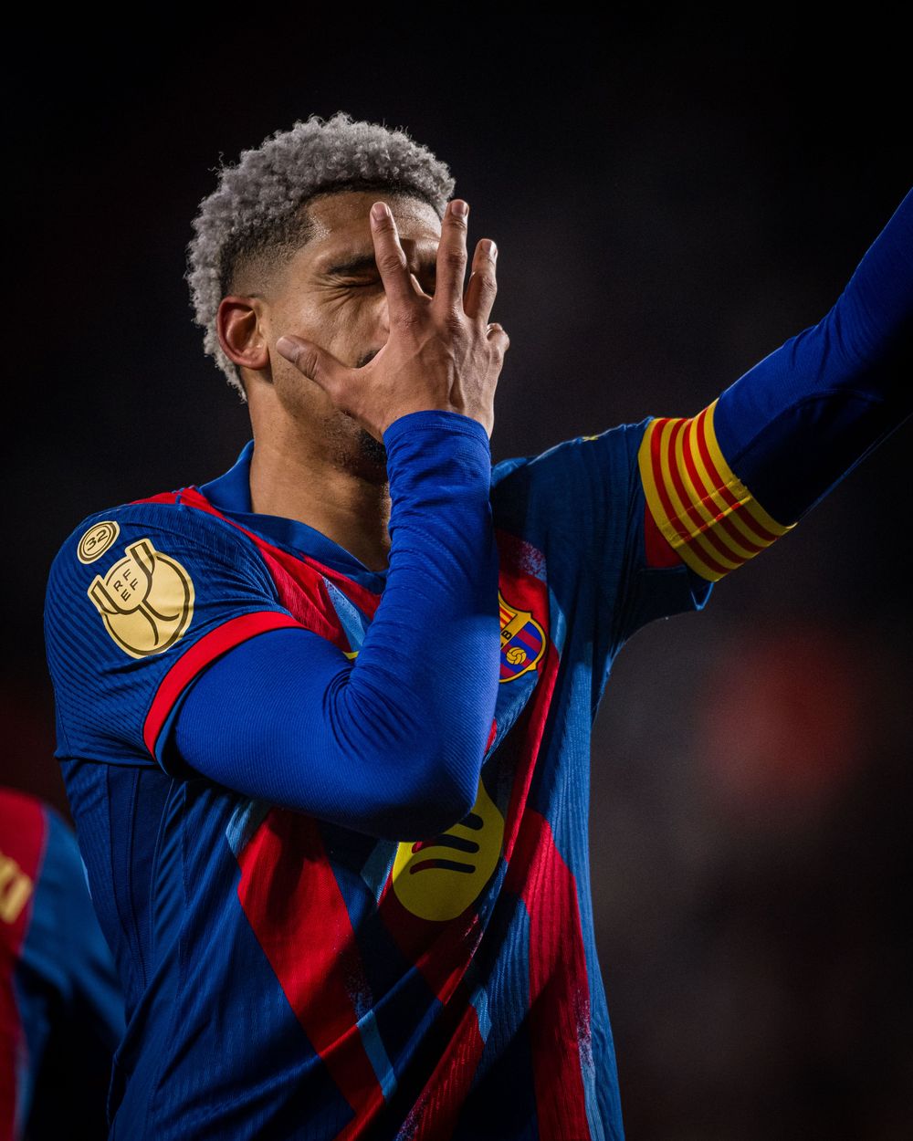 Así festejó su gol Ronald Araujo tras superar sus problemas de salud mental