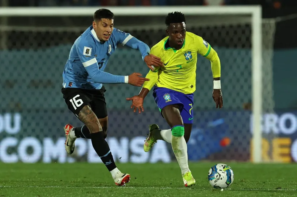 Mathías Olivera en el último partido ante Brasil