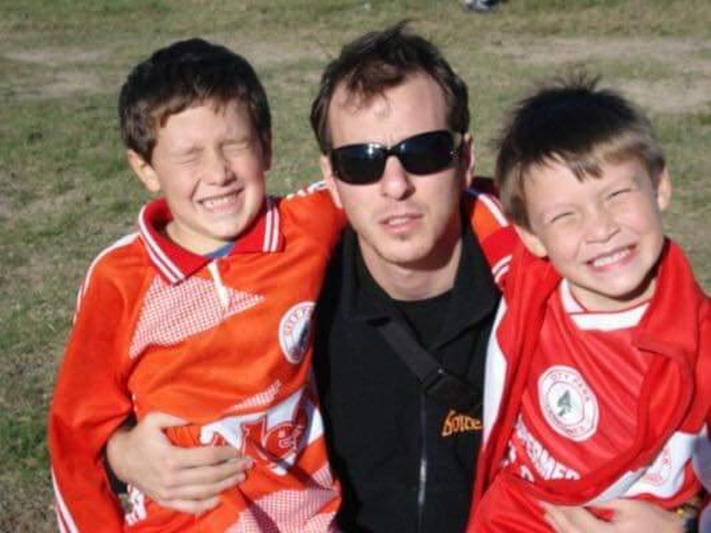 Manuel y Hernán Ugarte y su padre Miguel