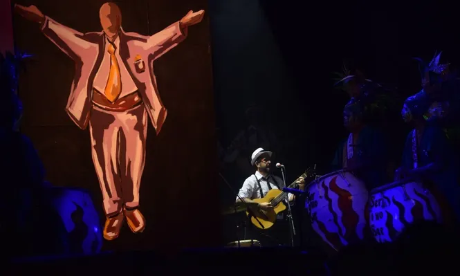 La comparsa Tronar de Tambores.