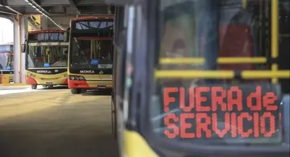 La UTA advierte sobre un paro de transporte en el AMBA y hay reuniones con el Gobierno para frenar el conflicto