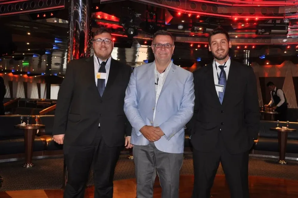 Jorge Pera, Carlos Pera Apud y Carlos Pera Maldonado