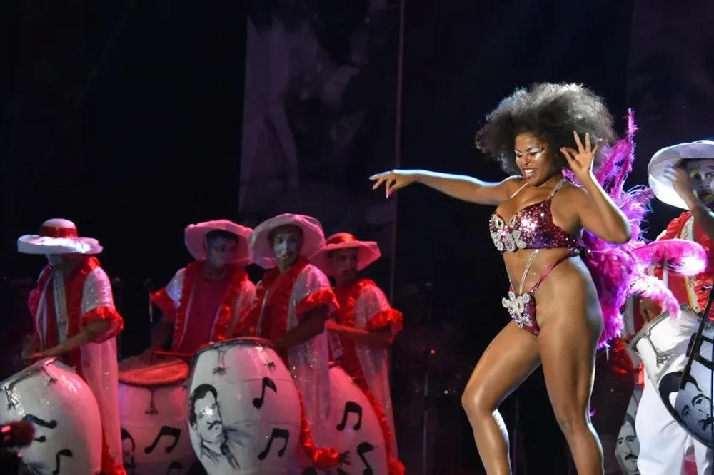 La Carpintera Roh realizará esta noche su segunda actuación en el concurso del Teatro de Verano.